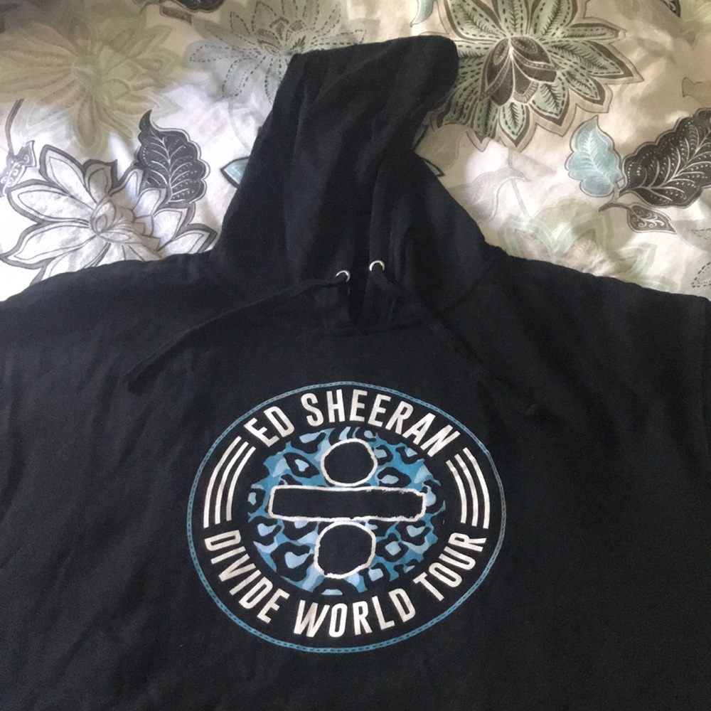 Ed Sheeran hoodie size 2XL - Picture 3 of 4